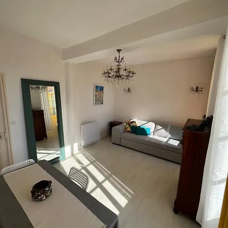 Centre Historique 公寓 *