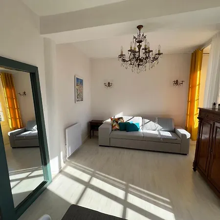 Centre Historique 芒通